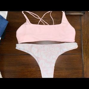 Floral print Mikoh bottoms!